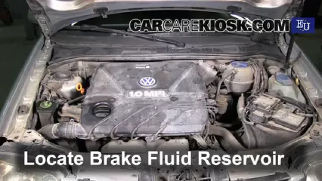2000 Volkswagen Polo 1.0L 4 Cyl. Liquide de frein Contrôler le niveau de liquide de frein